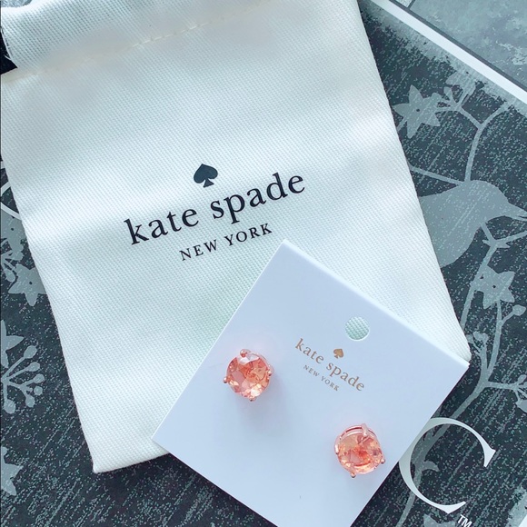 Kate Spade gumdrop rose gold stud earring - Picture 5 of 5